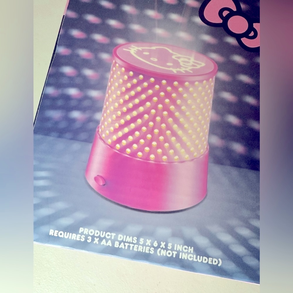 Hello Kitty Ambient Table Light - Picture 5 of 5